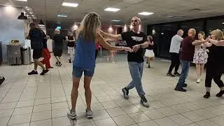 ריקוד אמא אדמה דני דסה.