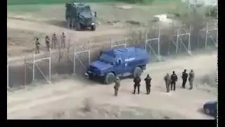 AUSTRIAN POLICE FACING OFF TURKISH POLICE GREEK EVROS BORDER