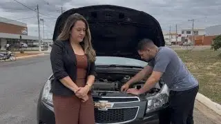 Freundlicher Mann half einer Frau mit einem kaputten Auto, ohne zu wissen, wer sie war 😱🫢