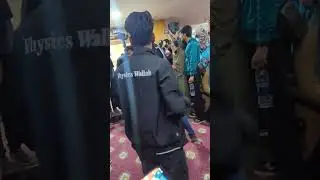 Pw teacher's Kashmir dhamal entry 🥳🥳