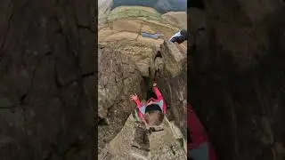 Alport castles climb