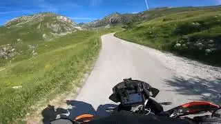 Verso il colle Valcavera, con KTM 1290 Superadventure