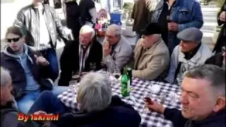 Podjela bakalara građanima u Kaštel Sućurcu u Matele 2016 god
