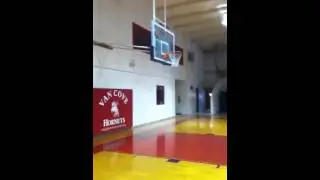 2 hand grab