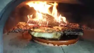 Four &agrave; Bois Cuisson C&ocirc;tes de boeuf