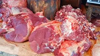 Hard & Fast Beef/Fresh Meat Processing by Capable Butcher in Meat Market || Butcher Cutting Skills