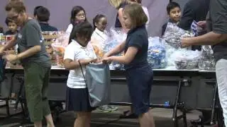 Stanton fights childhood hunger at elementary school event