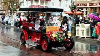 Disneyland: Mickey's Holiday Cavalcade