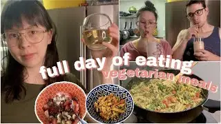 What I Eat in a Day: cooking my go-to veggie pasta // full day of vegetarian meals