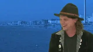 Крейг Джордан-Бейкер о кирпичной пыли и искусстве повествования