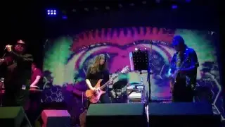 Hawkwind, Assault & Battery live.