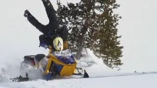 Skidoo Snowmobile crash track RIPS in HALF while climbing hill. GOTTA SEE THIS WRECK & ROLLOVER