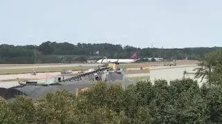 Delta Airlines Boeing 737-900(ER) [N913DU] takeoff from RDU
