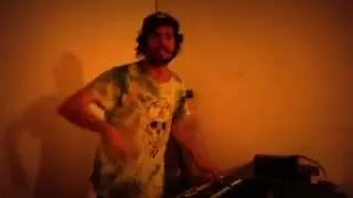 +VIBES /// WALLAR (Waweekends)