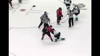 2004 Game 3 SJ/CGY - Flames mad about hotdog EN goal - Simon/Rathje Fight