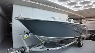 460 Commander Pro powered by 60HP Honda