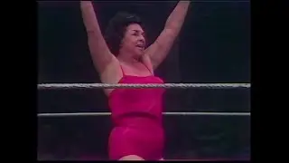 The Fabulous Moolah & Leilani Kai vs. Jill Fontaine & Suzette Ferreira, 4-7-81