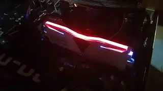 Geil super luce red RAM DDR4 frost white in dark red led