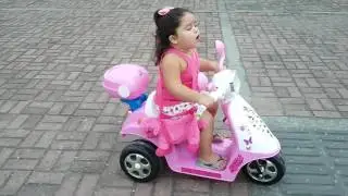 Moto el&eacute;trica infantil(scooter el&eacute;trica flower rosa 6v)