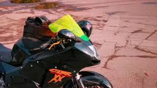 CBR1100XX with Powerbronze duoble bubble wind screen (yellow)