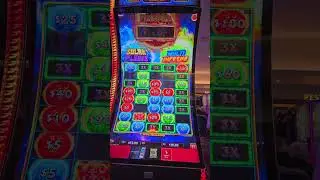 Ставка 10 долларов на UFL: Тройной выигрыш в Новаленде! Включает в себя Multi Inferno и Solar Fla...
