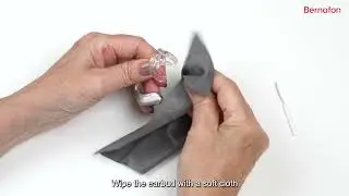 How to clean the ear mould and the ventilation opening, Bernafon Alpha miniBTE, English Master with