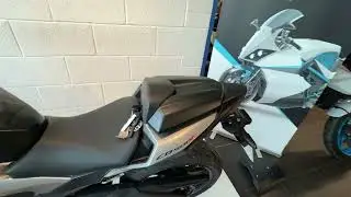 Продается мотоцикл Honda CB500F 2021 года выпуска.