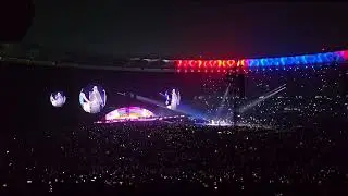 Coldplay | Ahmedabad, India | Music of the Spheres tour | Viva La Vida