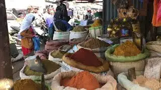 Bustling Ethiopian Market, Addis Merkato #5 - So Many Spices To Choose From