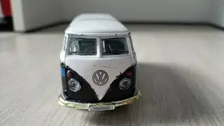 MEGA Restoration - og&oacute;rek VW błyskawica