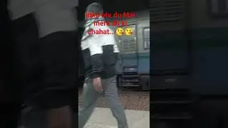 @Viral #short #@trending video on channel railway hub 🚂 by Ravi Tiwari 1k suscribe like 👍 share com