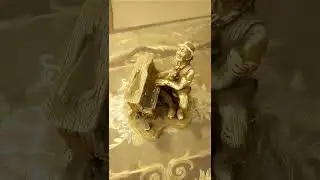 Art ON Statue Gold Colour