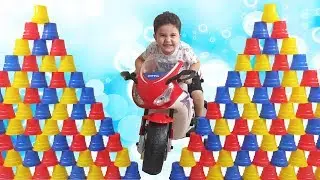 Renkli Bardaklarla Kule Yıkma Challenge Yaptık | &Ccedil;ocuk Videoları