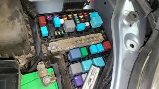 2006 Sienna AC Fuses and Relay Location