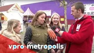 First encounter with a cocoa fruit in the Netherlands - vpro Metropolis 2014