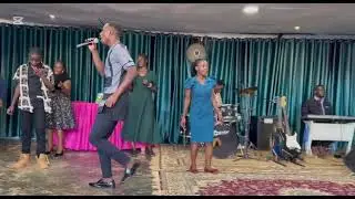 Praise sessions at BCC I Tony keys.