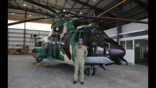 RUBANI LUTENI HAMZA ASIMULIA ALIVYORUSHA KWA MARA YA KWANZA HELIKOPTA AKIWA  PEKE YAKE.