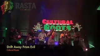 Winston Hussey, Cultural Roots e Errol 'Flabba' Holt - Ao Vivo em San Diego (EUA)
