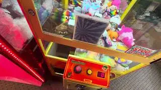 Toy Soldier Claw Machine At Silver Dollar Lanes 