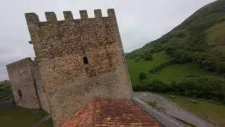 Castillo de Arg&uuml;eso (Arg&uuml;eso, Cantabria) #castle #avata2 #djiair3