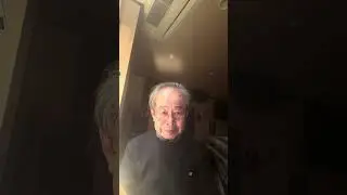 出雲光一さんの「出雲の女よ」と言う曲です。