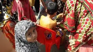 গেরাম বাংলা মুসলমানির সময়  ছেলেকে গোসল করানো