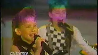 Microchips - No quiero y Angelo presentacion en Siempre en Domingo