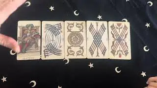 POR QUÉ ES TAN DIFICIL DIGNIFICAR EL TAROT
