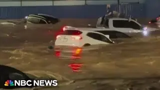 At least 2 dead, hundreds rescued after severe flash flooding in New Mexico