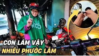 Giúp cô xe ngập nước | Cô xúc động nói con làm phước nhiều lắm lâu già