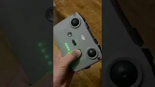 HOW TO TURN ON AND OFF DJI MINI 2 SE REMOTE. FOLLOW FOR MORE UPDATES  #Dji#drone#remote