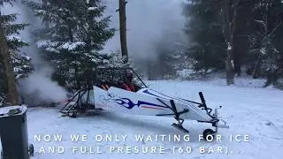 Steam rocket ice dragster