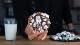 My favorite Christmas cookie: The Christmas Crinkle
