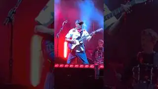 The skillful Tom Morello in Concert #tommorello #rocklegends #rockmusic